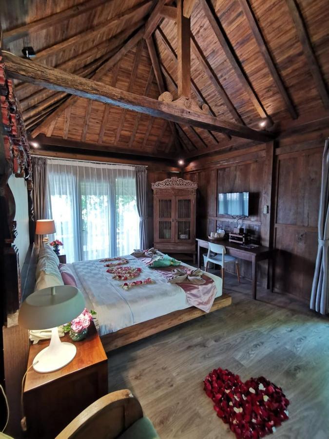 Rumah Batu Boutique Hotel Surakarta  Екстер'єр фото
